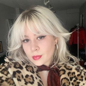 Meet your Posher, Skye